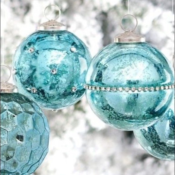 Bags, Apparel, Jewelry - Picture 2 of 16